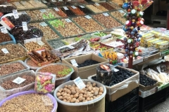 Dry-goods-vendor-in-the-open-air-market-675x1024